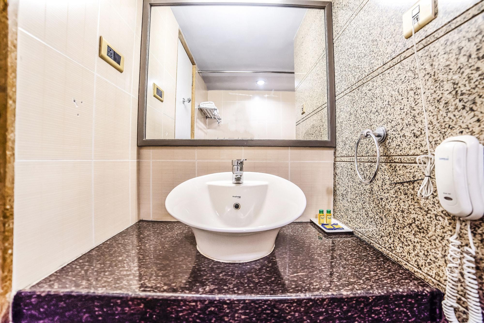 Hotel Gandharva Shivajinagar Pune Bagian luar foto