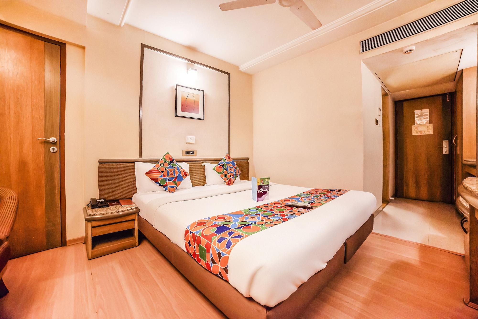 Hotel Gandharva Shivajinagar Pune Bagian luar foto