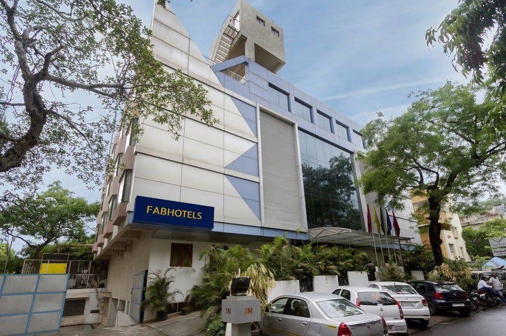Hotel Gandharva Shivajinagar Pune Bagian luar foto