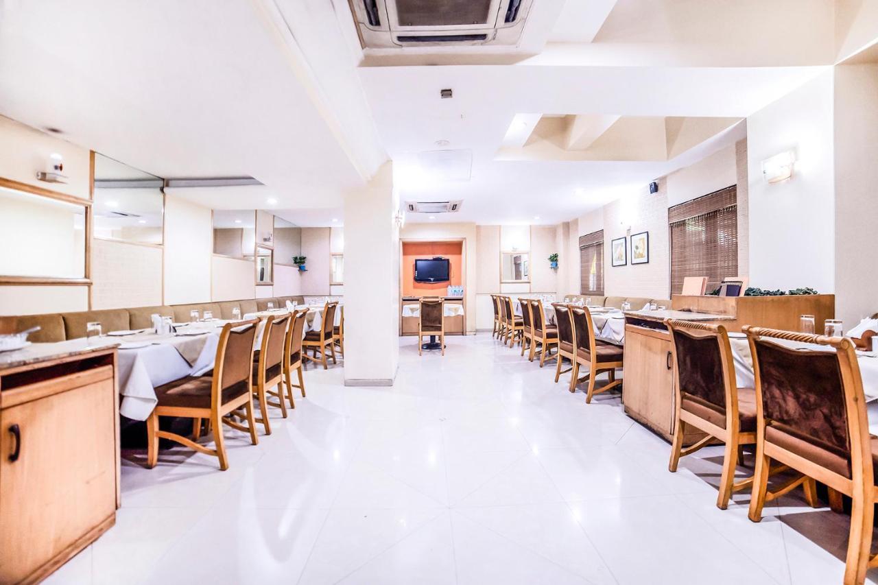 Hotel Gandharva Shivajinagar Pune Bagian luar foto